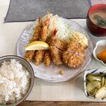 Tonkatsu Tanuki - サービスランチB（海老フライとひれかつ）　1,000円