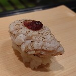 Maguro Bito Kitasenju Shucchosho - ハモのにぎり290円