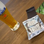 サントリー 天然水のビール工場 東京・武蔵野ブルワリー - 配られるおつまみ　ミックスナッツ