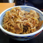 Yoshinoya Hachigosen Fukuku Cho Ten - 2014年4月14日(月)　牛丼並盛つゆだく(300円)