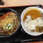 yomoda soba Yurakucho Ten - 朝定食　500円　そばとカレーライス