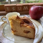 Tsumugi Cafe - 紅玉りんごケーキ