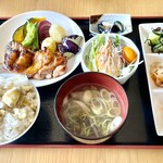 味処 やしき - 今週限定『鶏の照り焼きと自家栽培野菜添え＋栗ごはん』¥1000