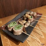 個室 野菜巻き串と焼き鳥 博多巻きんしゃい - 