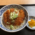 つるや - 鶏たれかつ丼600円