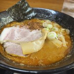 Ramen Kobushi - ちょいアップ　赤いラーメン