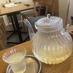 Ibushi cafe - セットドリンクの生姜入りホット蜂蜜レモン