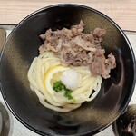 Sanuki Teuchi Udon Rei - 炙りオリーブ牛温玉肉うどん