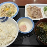 松屋 - 豚カルビ焼肉定食（特盛）750円 ミニうどん 210円 半熟卵 90円！