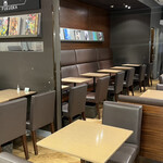 Cafe & Books Bibliotheque Fukuoka Tenjin - 内観