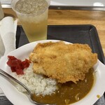 トプカピ - ポークカレーと、鳥千の骨無しフライドチキン