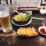 Menya Sasaki - 本日の注文した品。生ビール（大）、餃子、冷やし担々麺（大盛）