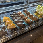 Cake & Bakery Shop - 