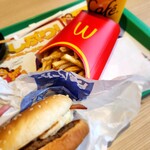 McDonald's Yonmaru Nanabai Pasu Takasaka Ten - 