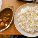 Bay & Leaf Yokohama - チキンカレー　950円