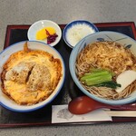 更科 丸屋 - たぬきそば・半かつ丼