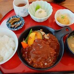 いこい食堂 - 濃厚デミグラスソースハンバーグ定食150g 1,750円税込