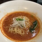 真っ赤ならーめん とまこ - 料理写真: