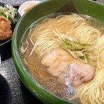 ラーメン処　遊 - 料理写真: