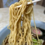 Ajimi Shokudo - 中細麺　また硬めで頼むの忘れたがいい茹で具合