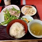 龍華 - 肉とニンニクの芽炒めを定食に