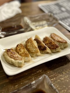 Gyoza Ya Yokoji - 餃子は餃子のままで良いのよ