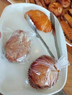 BAKERY TSUKIAKARI - 