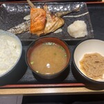 一夜干しと海鮮丼 できたて屋 - 