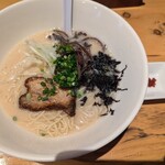 Menya Nishikawa - 豚骨ラーメン850円