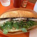 Juicy Banh Mi - 