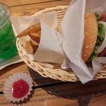 Freshness Burger Nakameguro Ekimae Ten - 