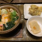 かまど - 料理写真:鍋焼きうどん小盛り➕揚げ餅、舞茸天ぷら、イカ天ぷら