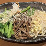 Yakiniku Shoen Rokko Ten - ナムル盛り合わせボリューム大