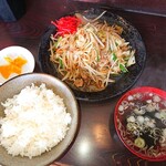 ラーメンひまわり - やさい炒め定食