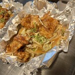 Okonomiyaki Nanpu Honjo Ten - 鉄板ピリ辛ホルモン焼き