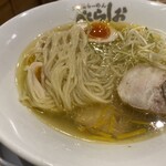 泡系しおとんこつラーメン べらしお - 