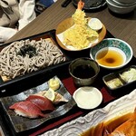 Sushi to Yamagata Soba Kabuki Rakushisu Furonto Ten - 三崎まぐろ寿司 天ざるそばセット