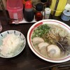 馬賊 - 料理写真:白ご飯¥210 もやしラーメン¥840