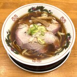 和渦製麺 - 料理写真:中華そば（醤油）950円