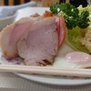 辰巳軒 - 料理写真:一口カツ、焼豚、ロースハム、目玉焼き、サラダ、ライス