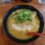 Ramen Senmon Ten Menraku - 特製らーめん