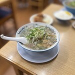 ラーメン 天 - 料理写真:ラーメン(並) 750円