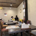 Dramatic Curry Golden Nakazaki - オシャレな名店が多い、中崎町商店街。グルメサイトで見ない日はありません。