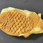 Edo Taiyaki Asakusa Honten - チーズ　330円（税込）