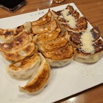 24時間 餃子酒場 - コースの餃子