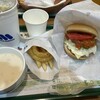 Mos Burger Fuchu Forisu Ten - スパイシーモスチーズ　オニポテ　クラムチャウダー　アイスティー