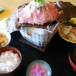 熊の島 - 朴葉味噌定食１３００円