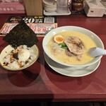 marugen ramen Kawagoe Kureamoru Ten - 