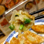 Hamamatsu Gyoza Hamataro Hamamatsu Ekimae Ten - 浜ちゃん餃子(6個)