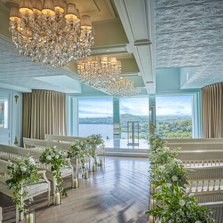 Propose in a chapel with a spectacular view